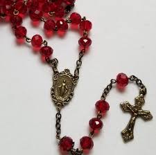 Want to gift cheapest and reliable thing: chose catholic gifts  