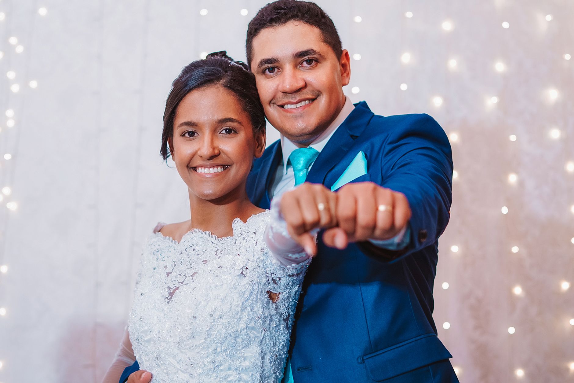 Wedding Websites: Five Ways They Assist Brides With Wedding Ceremony Planning