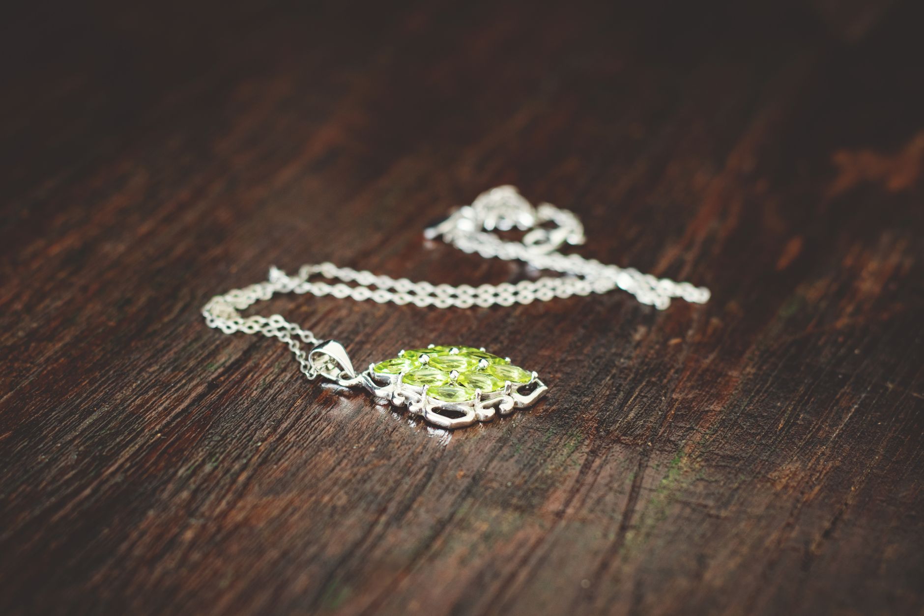 What makes pandora jewelry the most popular?